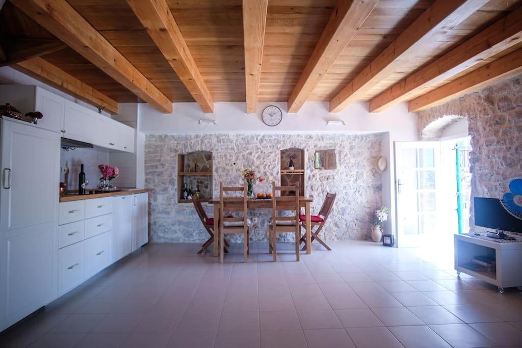 Stone House Kula Milica Villa Mala Cista Kültér fotó